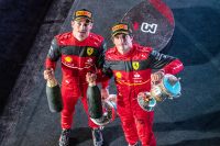 Leclerc und Sainz Bahrain 2022 (c) Scuderia Ferrari.jpg