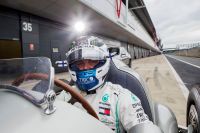 Bottas im legendaere Silperpfeil (c) Juergen Tap Daimler AG.