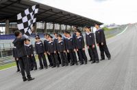 F1 GP AUT 2017 Saengerknaben Start Ziel (c) GEPA Pictures Red Bull Content Pool.jpg