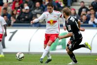 Jonatan Soriano Casas (RBS) und Manuel Weber (WAC) (c) GEPA.jpg