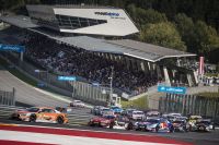 DTM Spielberg Start (c) Philip Platzer Red Bull Content Pool.jpg
