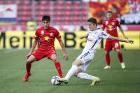 Nicolas Capaldo vs Jan Boller (c) J Walter Getty Images FC RBS.jpg