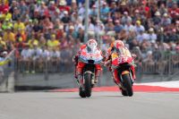 MotoGP AUT 2018 Lorenzo und Marquez (c) GEPA Pictures Red Bull Content Pool