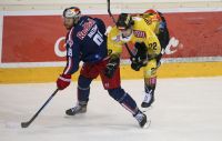 Florian Baltram (RBS) und Julian Grosslercher (Capitals) (c) GEPA pictures Kneisl.jpg