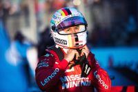 Vettel (c) media.ferrari.com .jpg