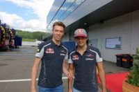Daniil Kvyat und Carlos Sainz (c) Maier .jpg